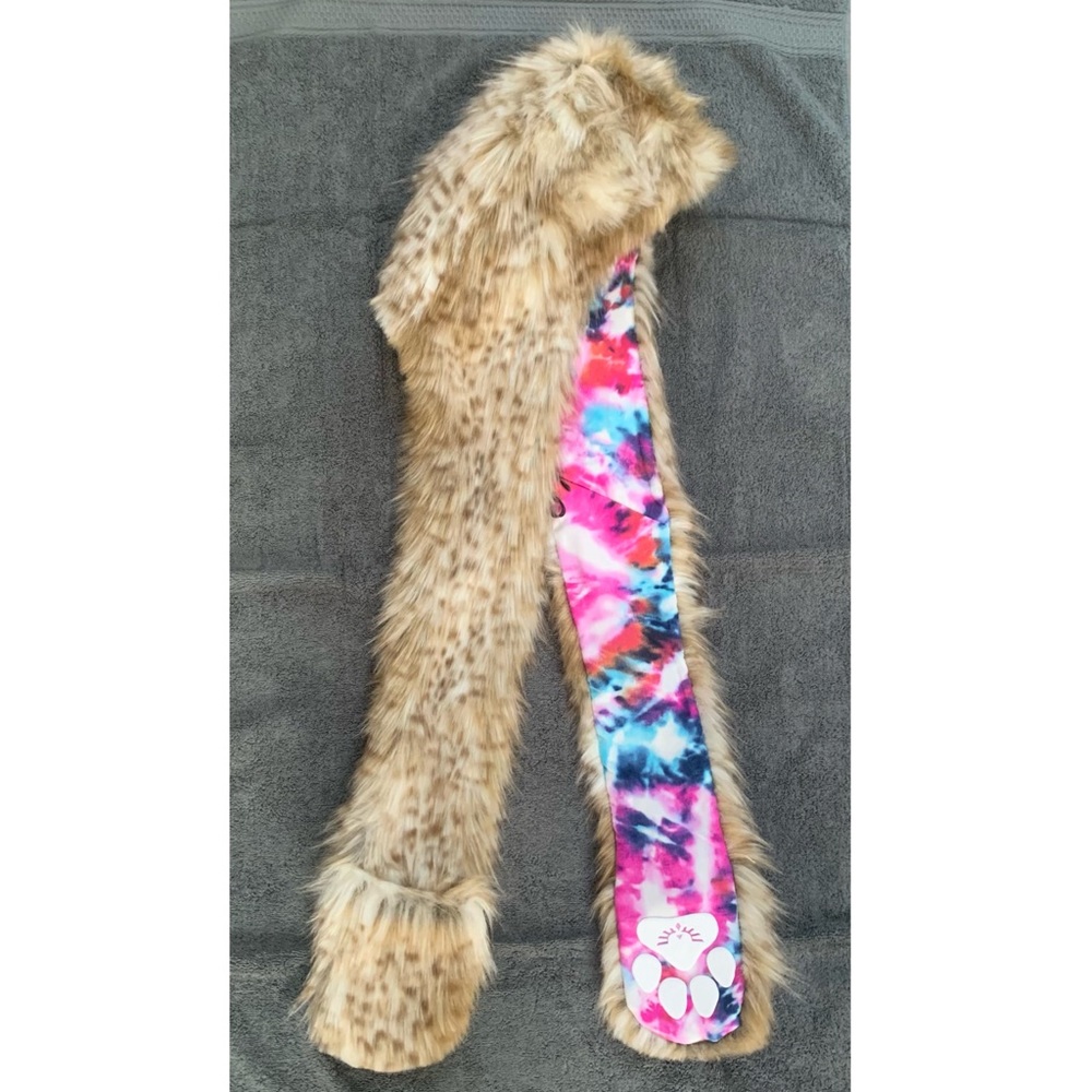 NWOT Baby Snow Leopard Spirithood